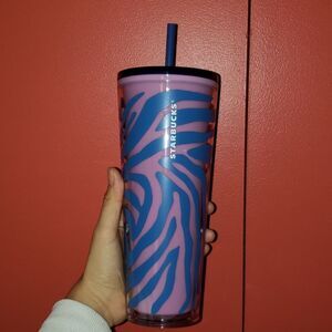 𝅺STARBUCKS 2021 Venti Cold Cup Zebra Plastic 24oz